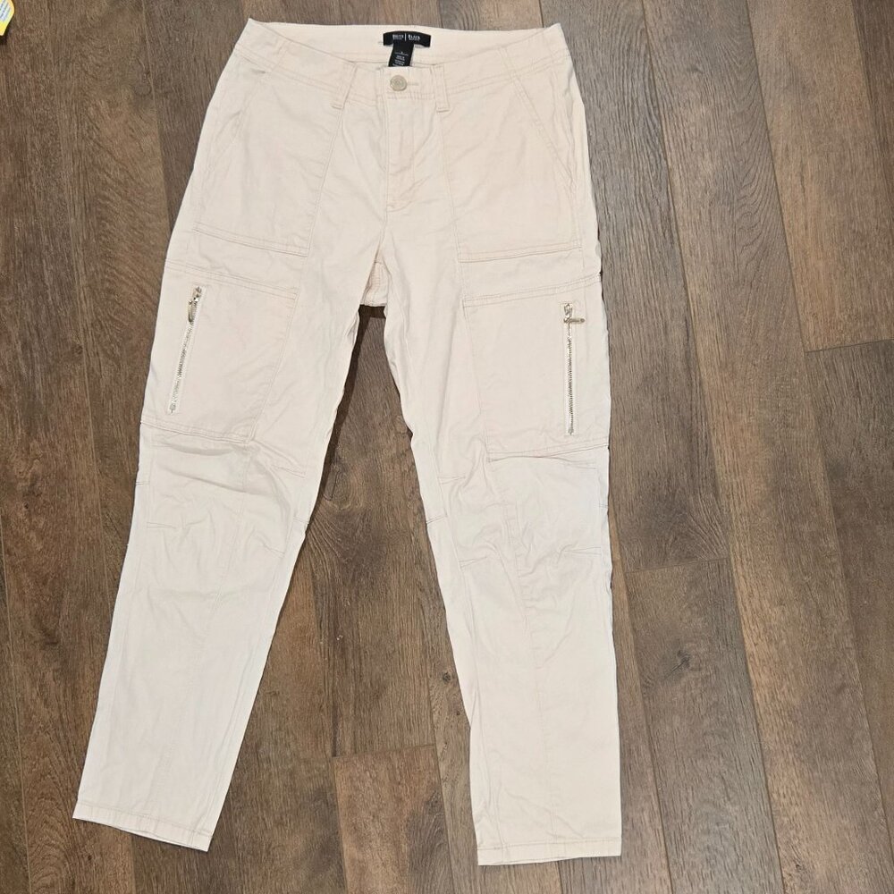 White House | Black Market Pale pink zippered cargo ankle pants